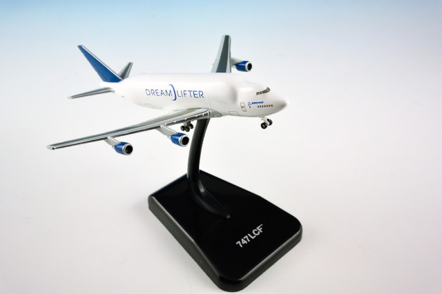 747LCF 1:1000 HOGAN